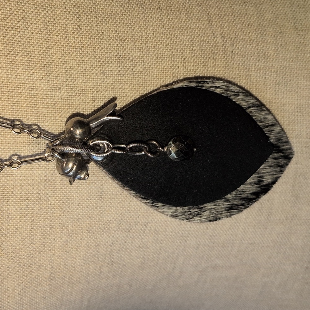 Double D Ranch Peyote Bird Squash Blossom Silver and Black Pendant Necklace - Picture 2 of 5